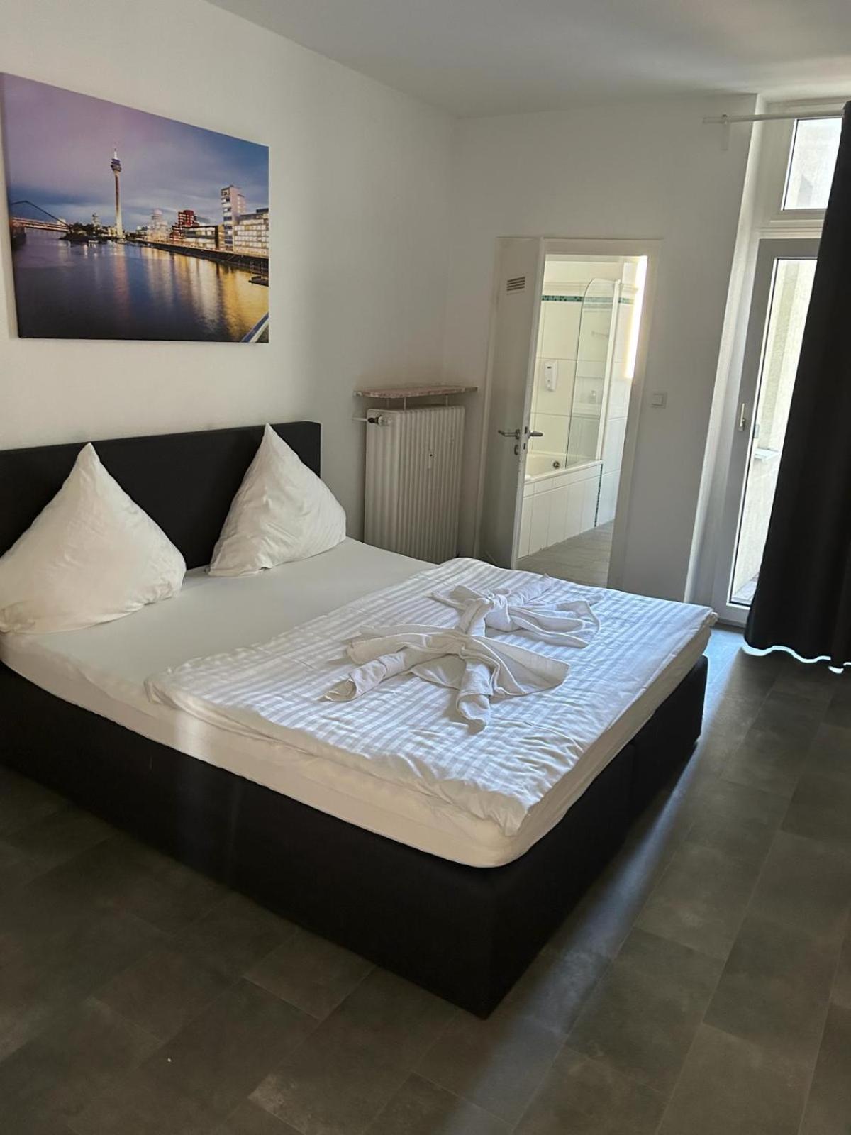 Hotel Dreams Duesseldorf Extérieur photo